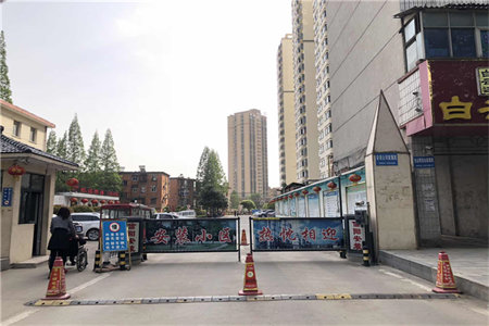 出售泰安嘉和新城北区3室2厅2卫139平毛坯房